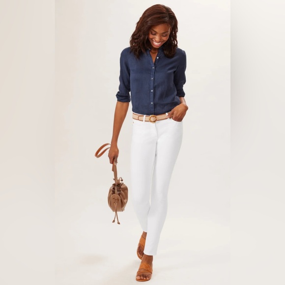 Denim - J. McLaughlin White Jeans Sz 0
